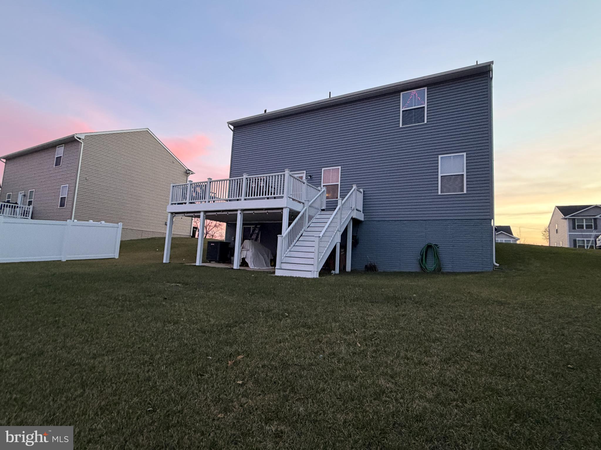 WEA-VILLA - Residential