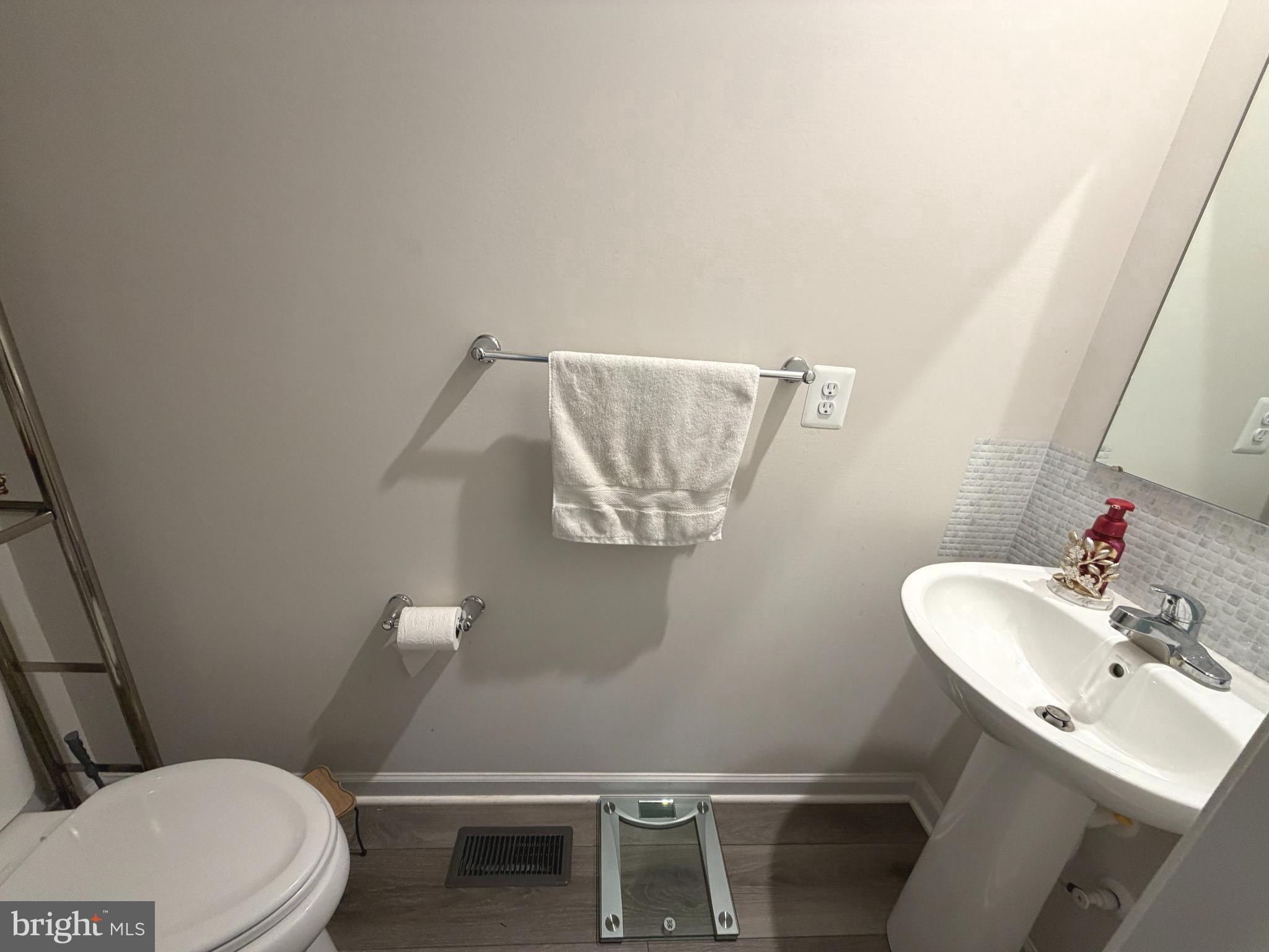 WEA-VILLA - Residential