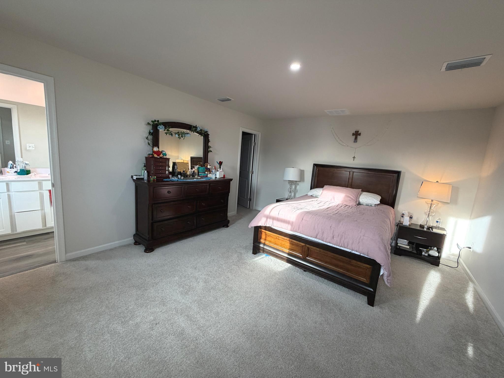 WEA-VILLA - Residential