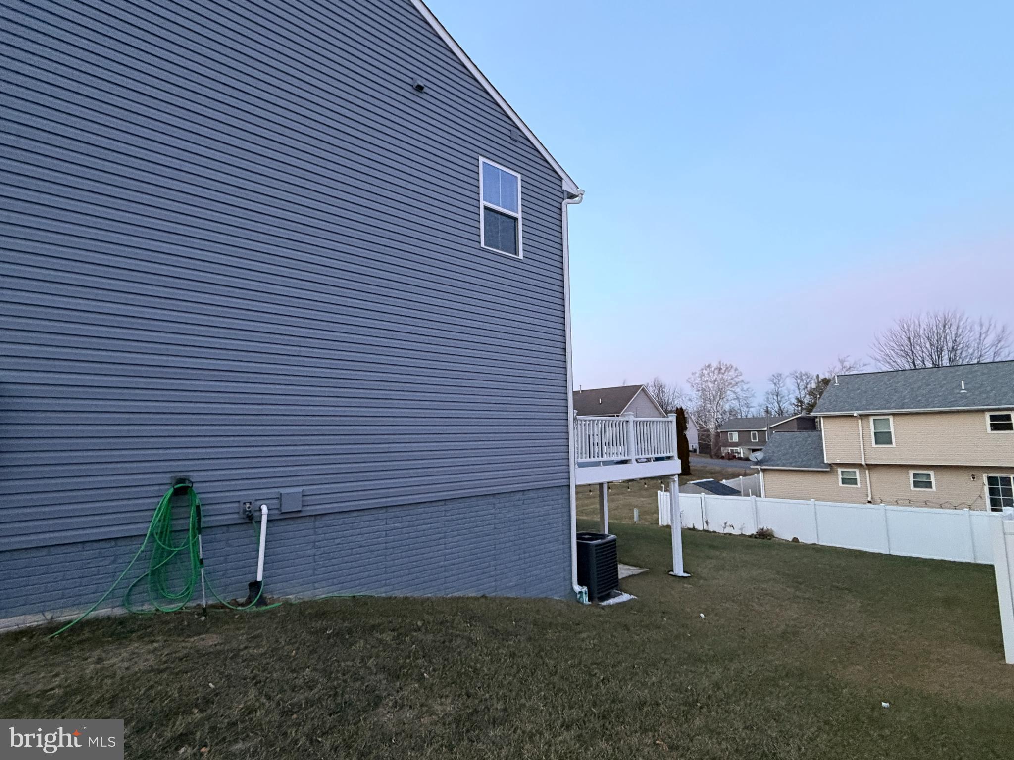 WEA-VILLA - Residential