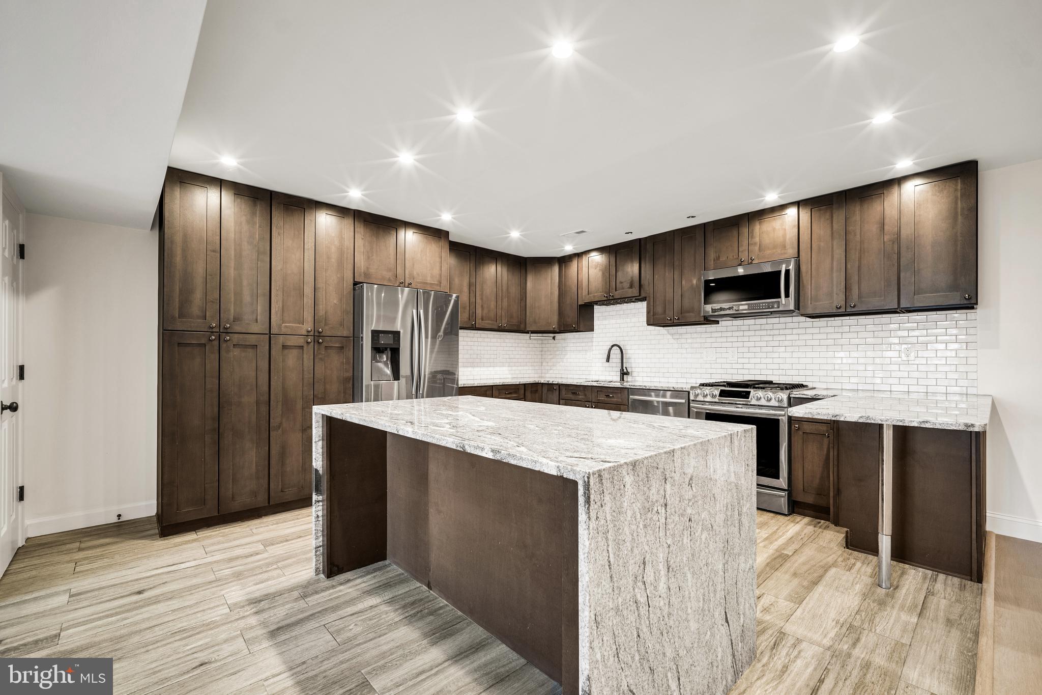 13675 PHILMONT AVENUE 4