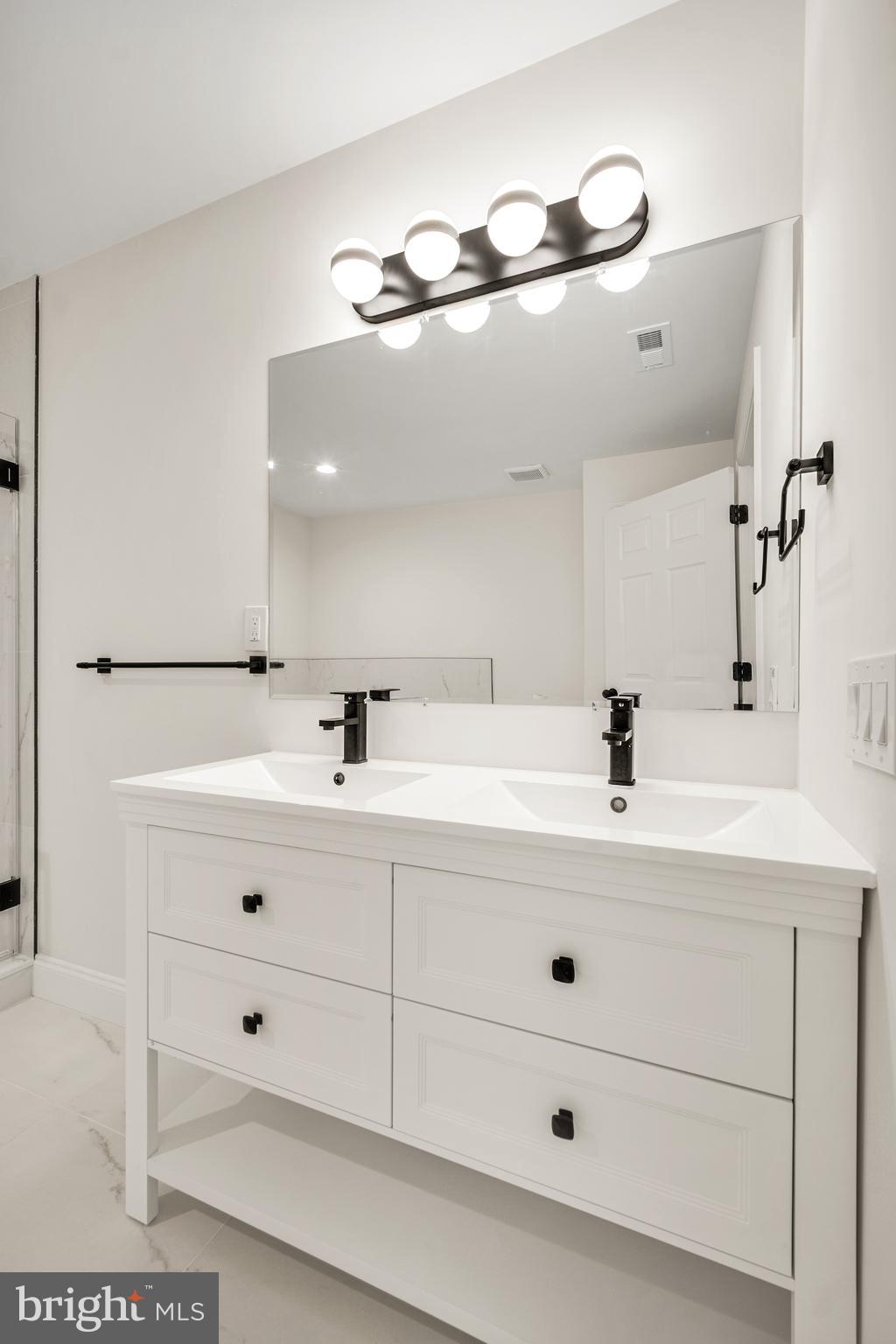 PHILMONT HEIGHTS - Residential