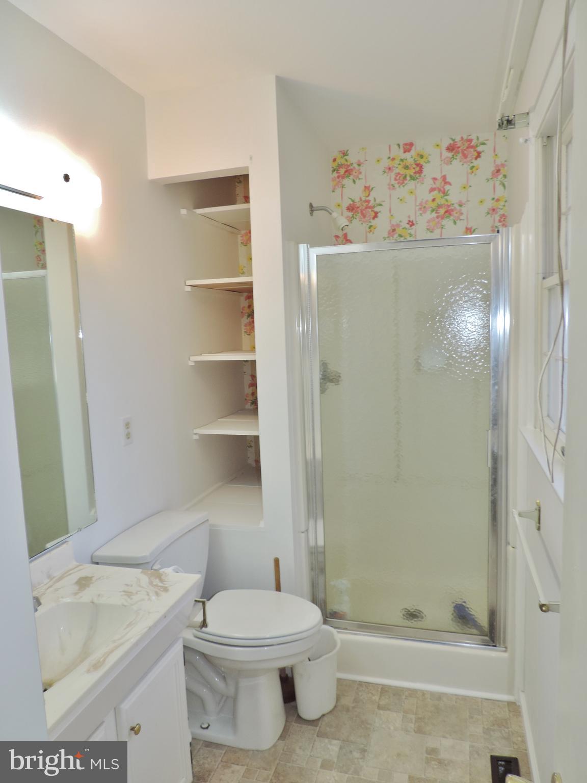 VALLEYWOOD - Residential