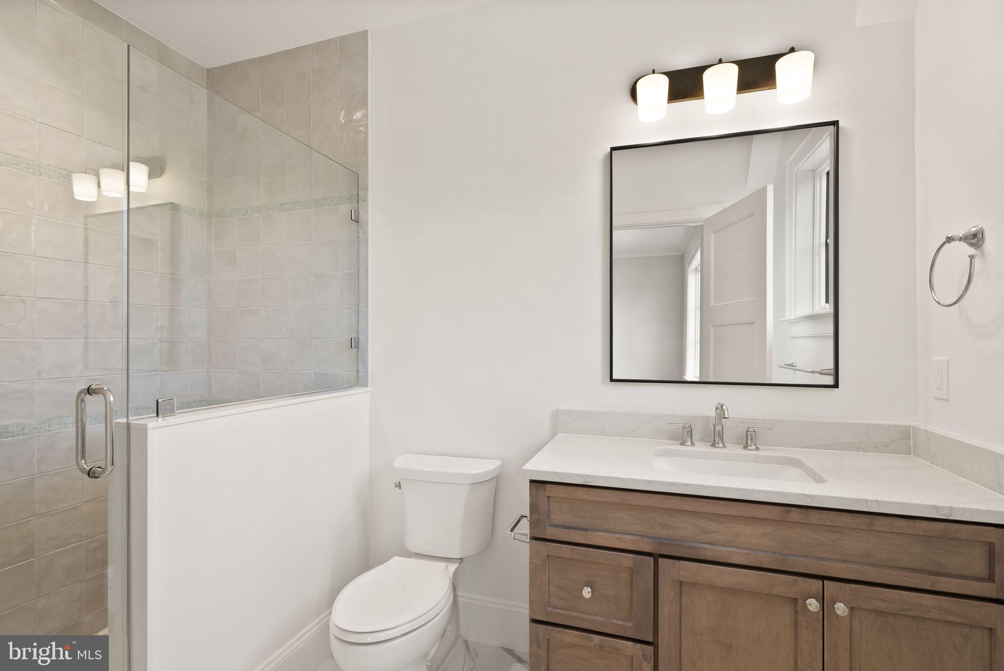 COUNTRY CLUB GROVE - Residential