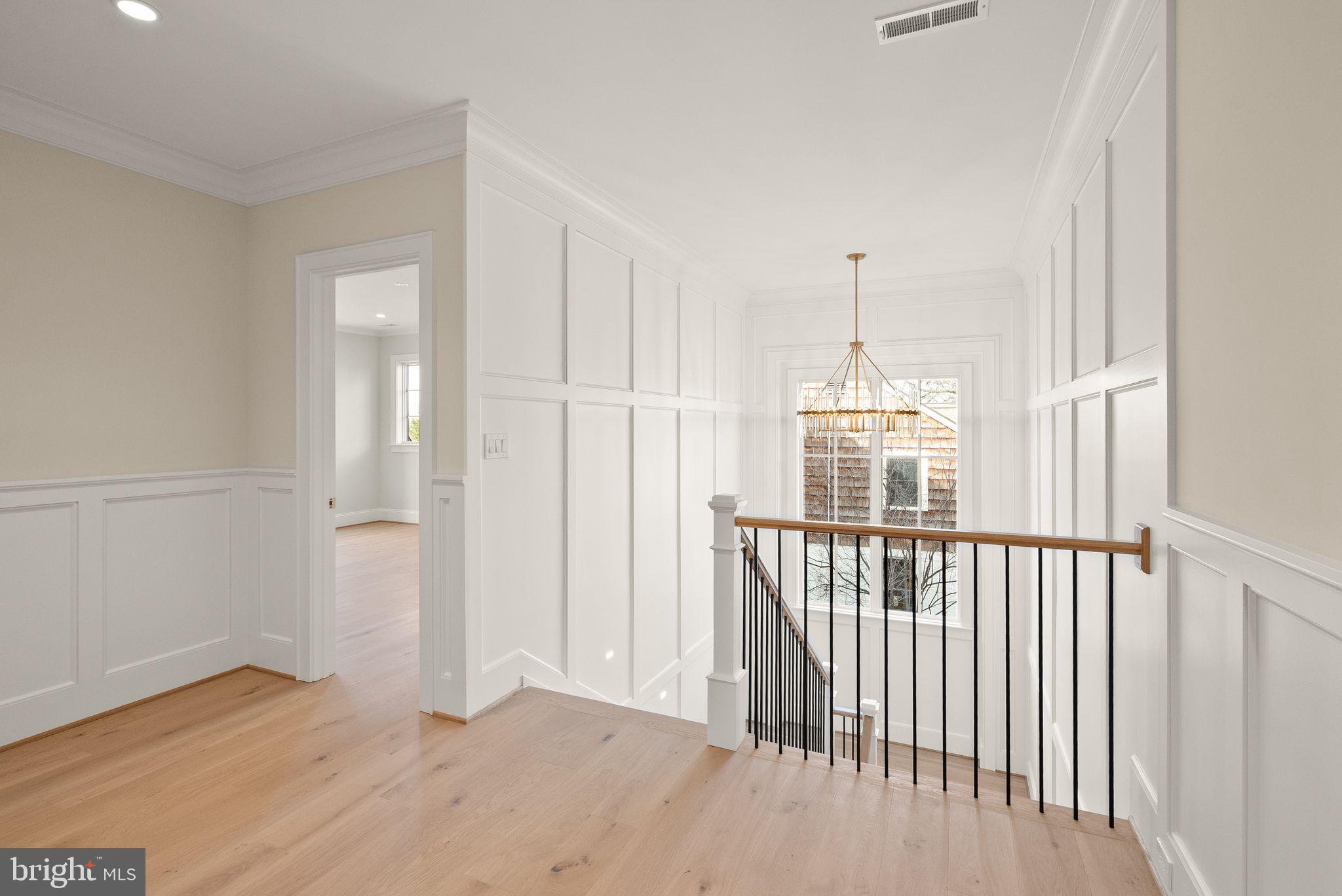 COUNTRY CLUB GROVE - Residential