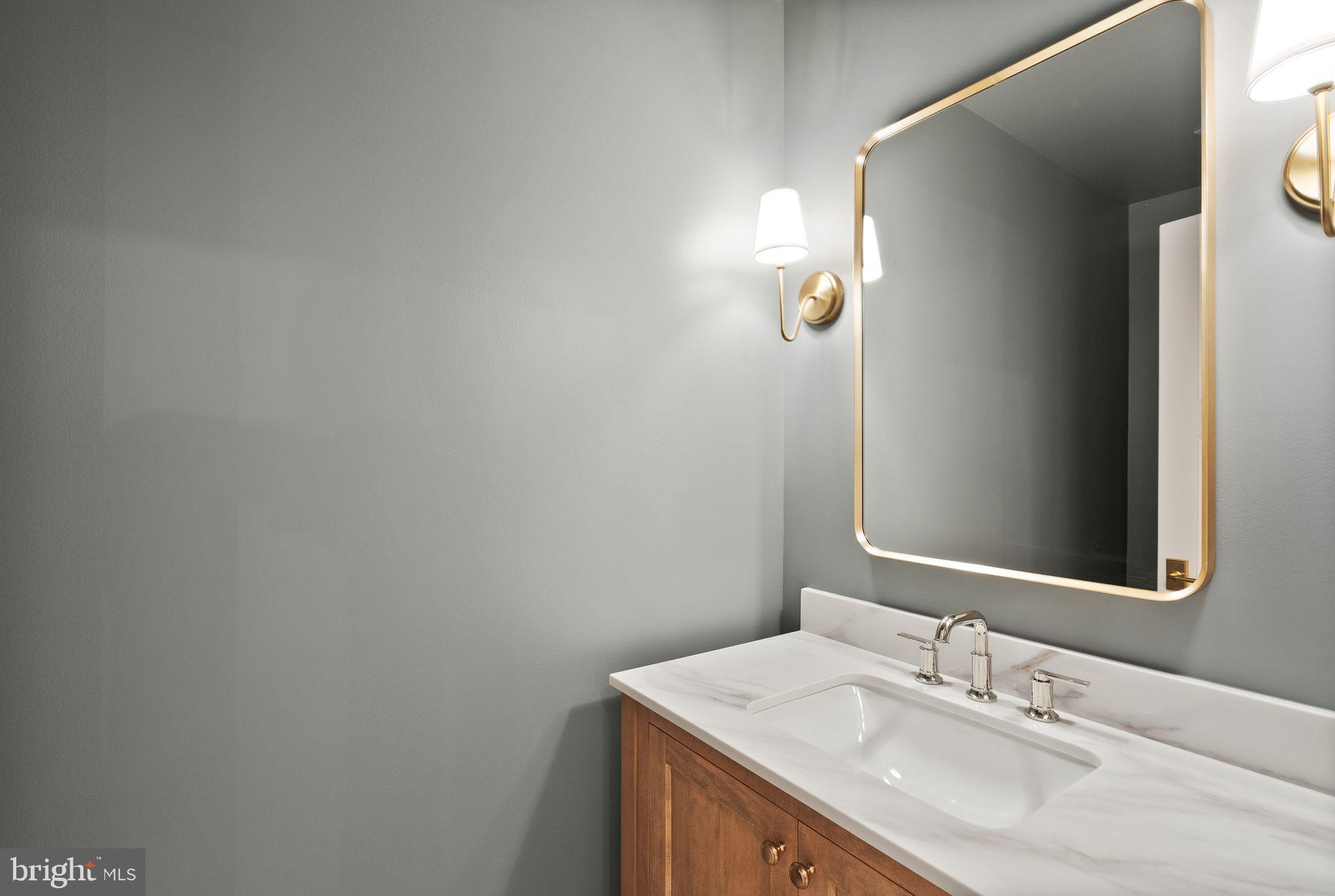 COUNTRY CLUB GROVE - Residential