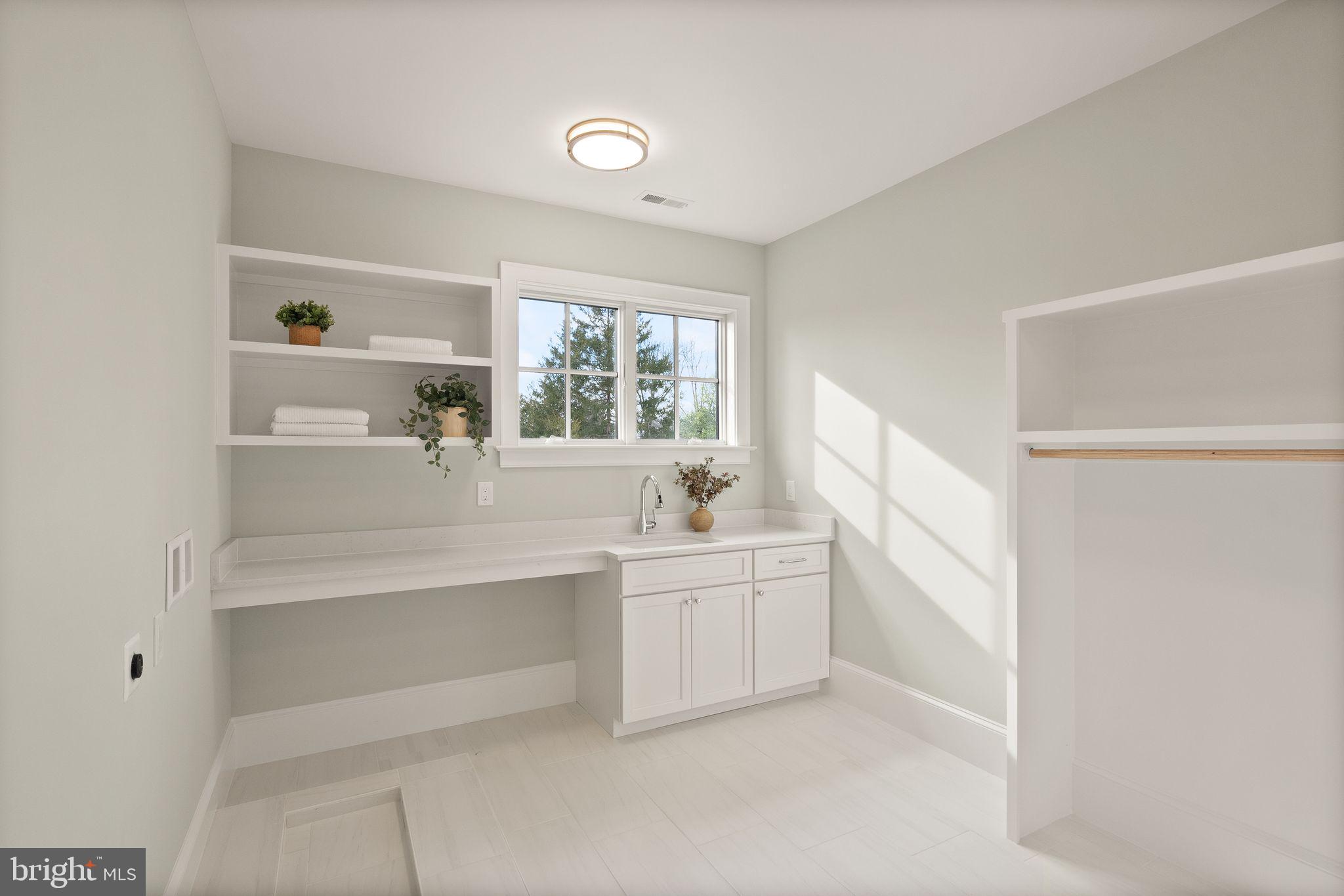 COUNTRY CLUB GROVE - Residential