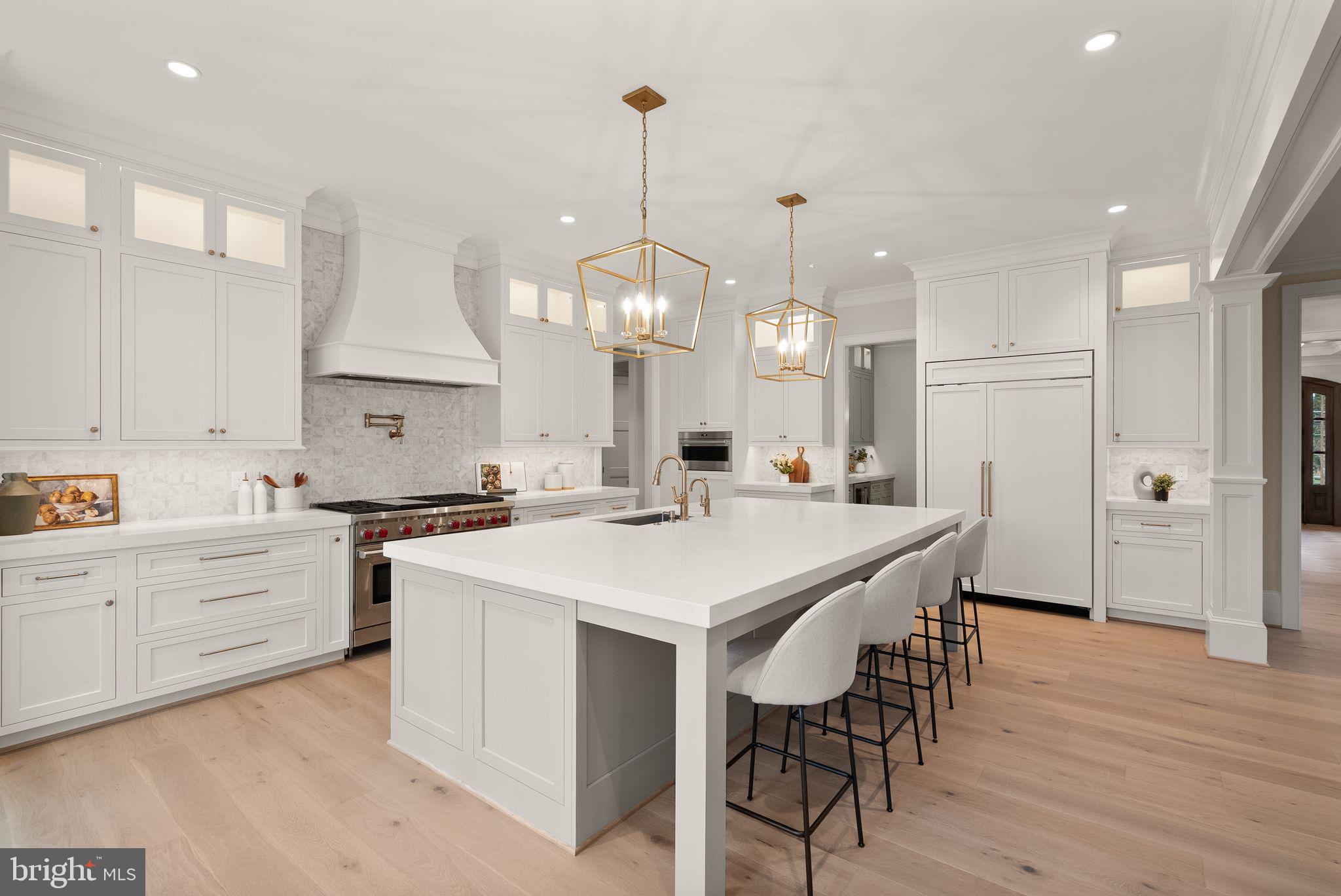 COUNTRY CLUB GROVE - Residential