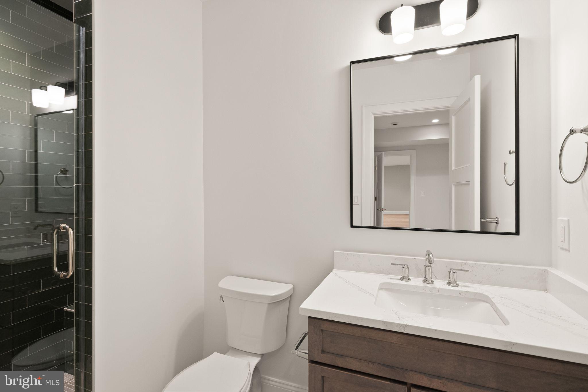 COUNTRY CLUB GROVE - Residential