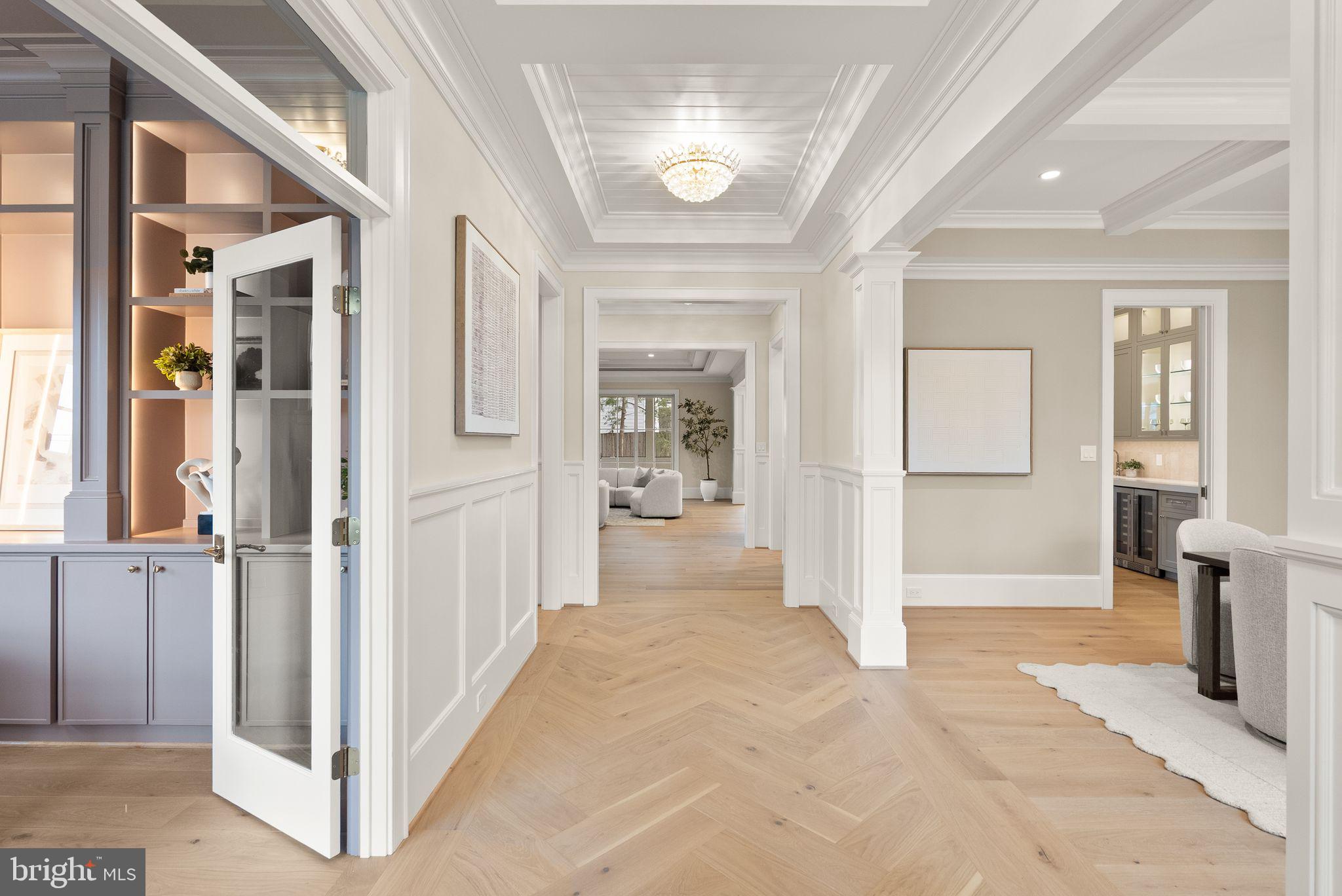 COUNTRY CLUB GROVE - Residential