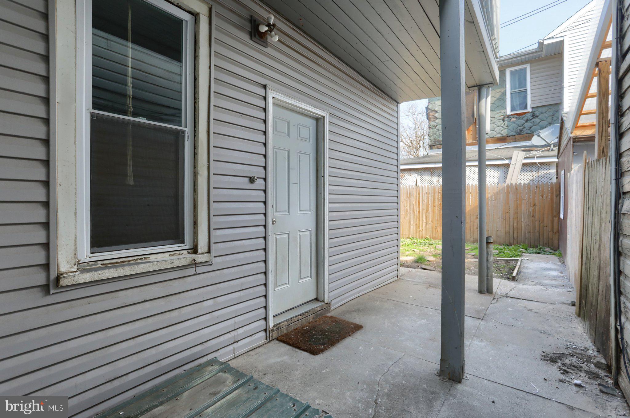 LEBANON CITY - Residential