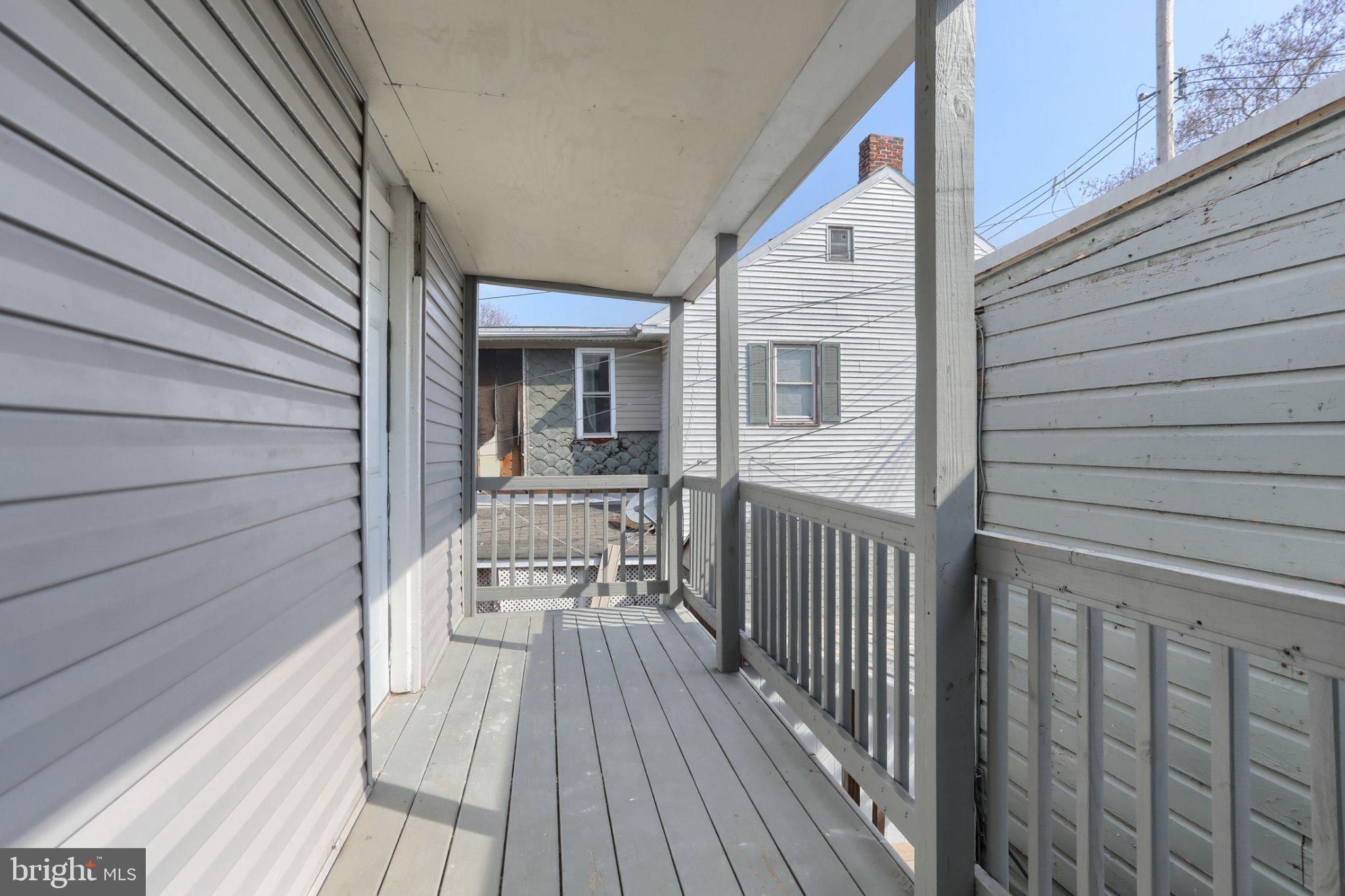 LEBANON CITY - Residential