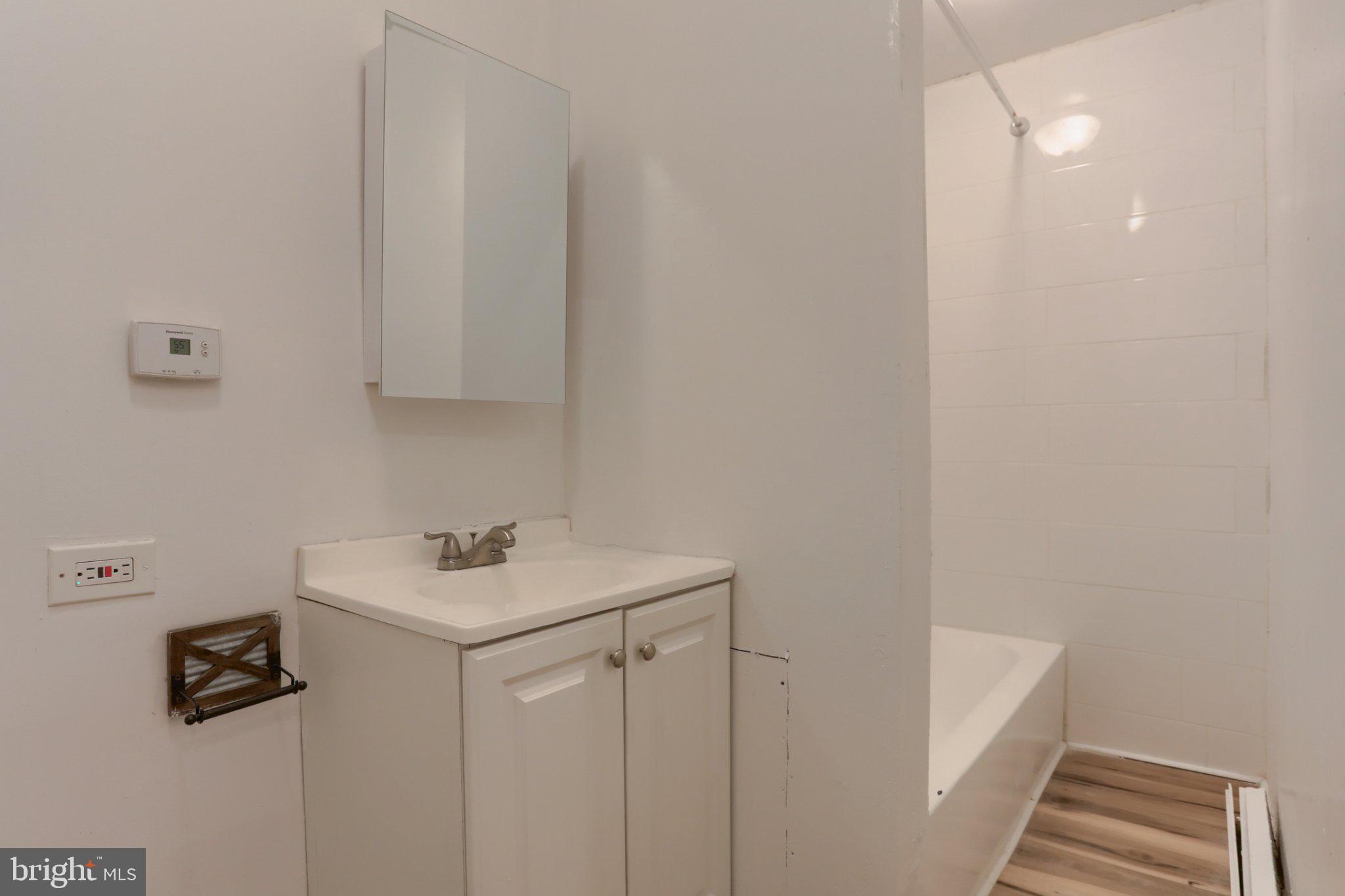 LEBANON CITY - Residential