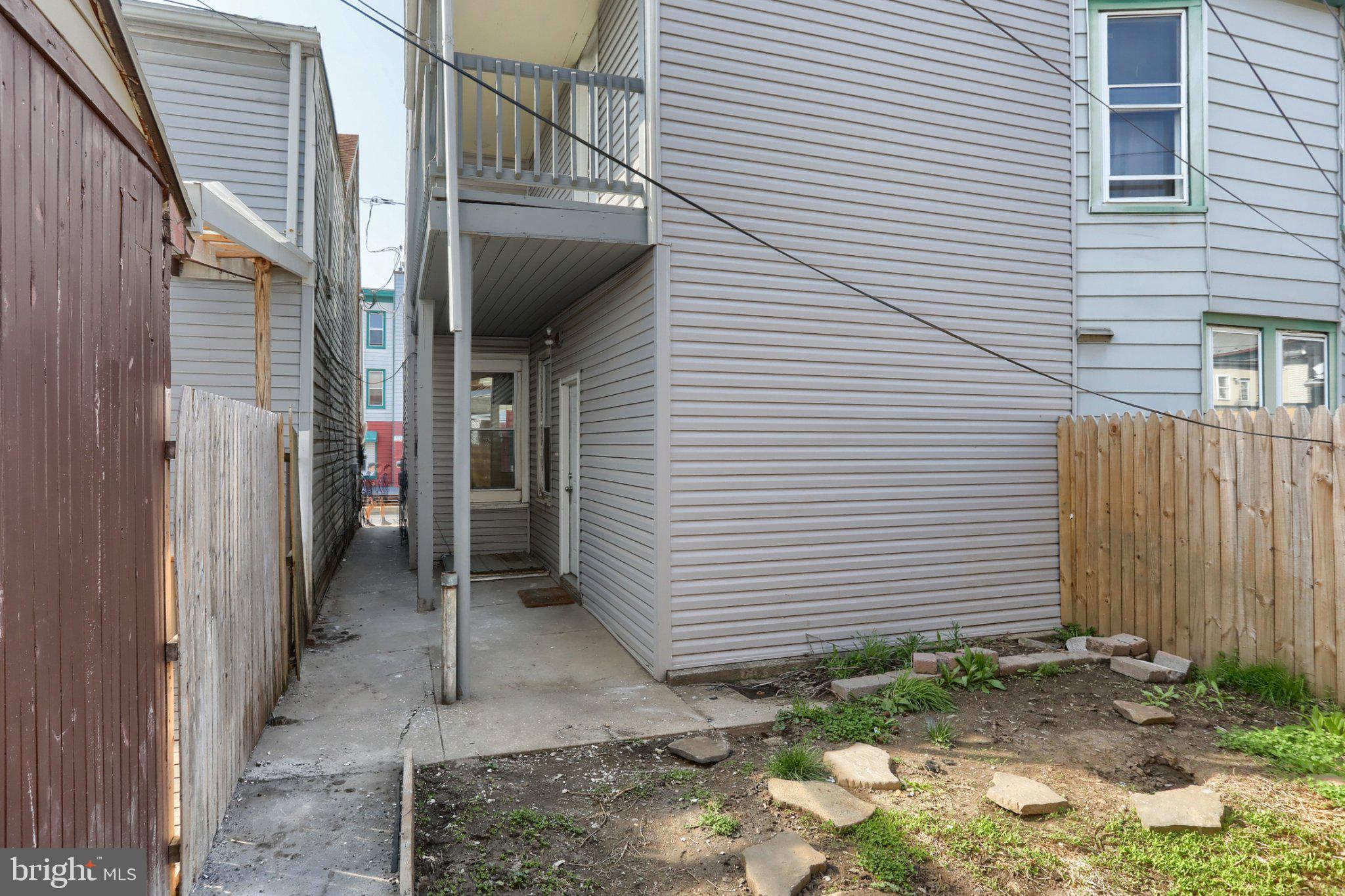 LEBANON CITY - Residential