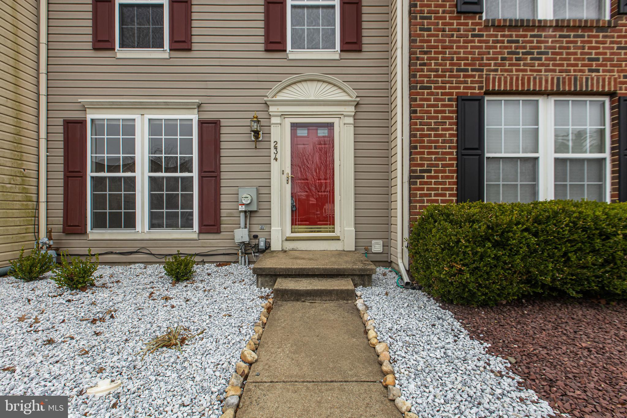 234 N BRIDLEWOOD DRIVE