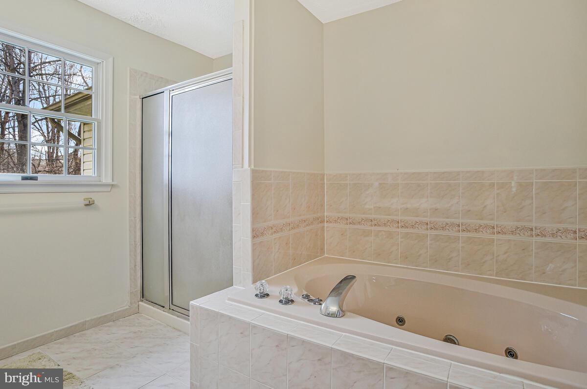 SWANSON CREEK LANDING SU - Residential