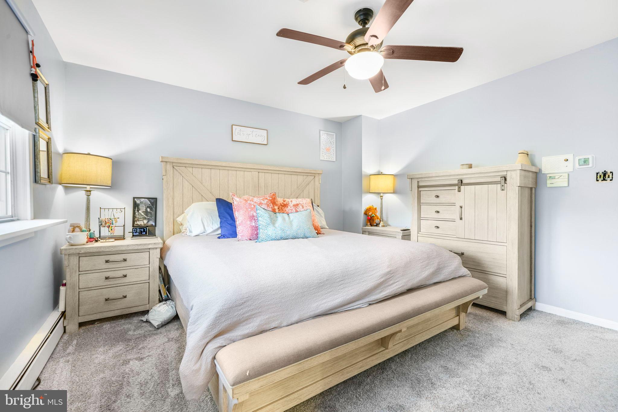 MEDFORD VILLAGE - Residential