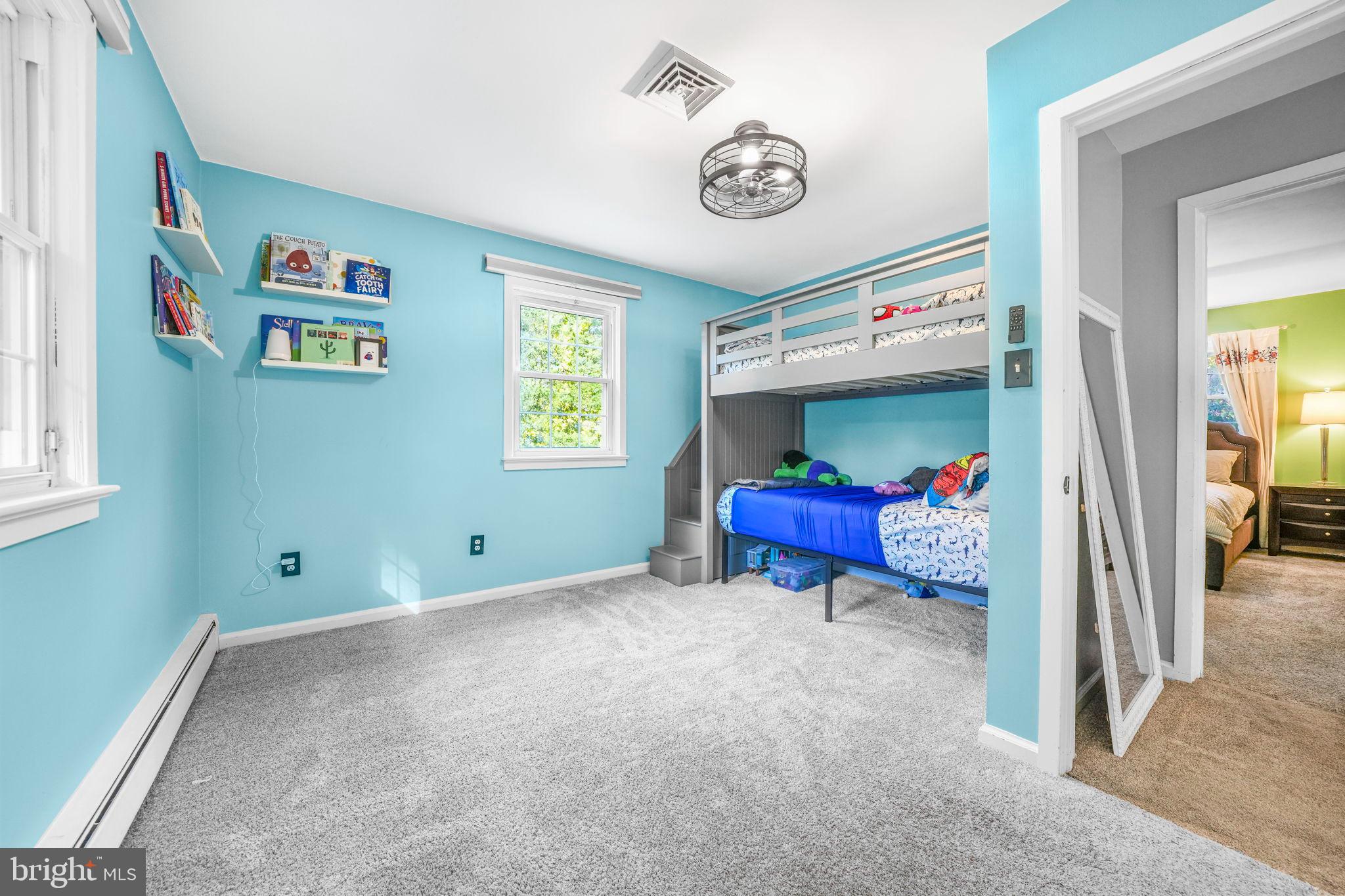 MEDFORD VILLAGE - Residential