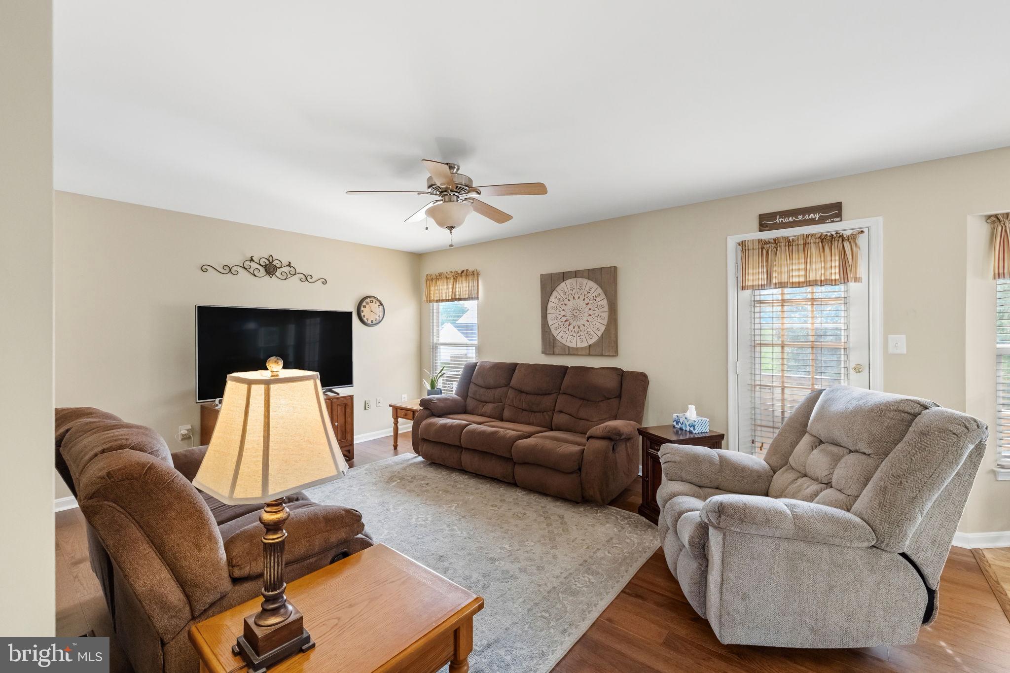 17 N JENNY LYNN ROAD