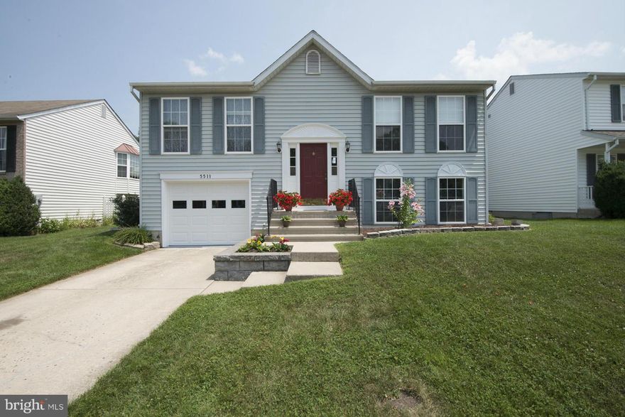 An absolute stunner at a great price!  Seller worked very hard to make home move-in ready and it shows! Fresh paint, new door hardware, freshly stained deck, new HVAC, and even a new garage door w/opener!  Every room is inviting and it carries outside to beautiful fenced yard and double-tiered deck great for relaxing or entertaining.  Comes with 1 yr. home warranty too!