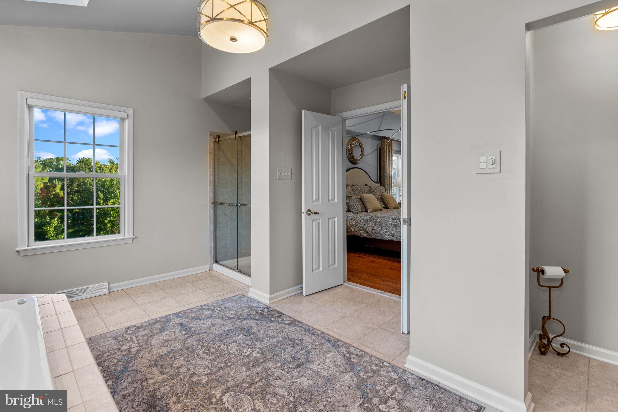 MEETINGHOUSE GLEN - Residential