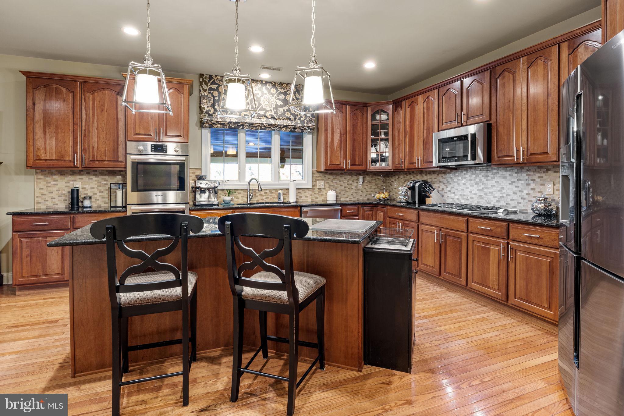 MEETINGHOUSE GLEN - Residential