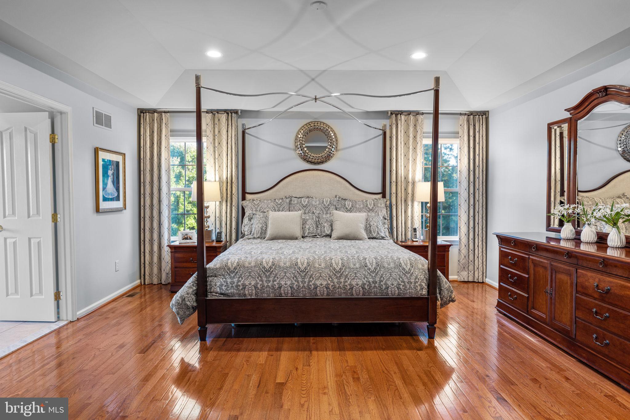 MEETINGHOUSE GLEN - Residential