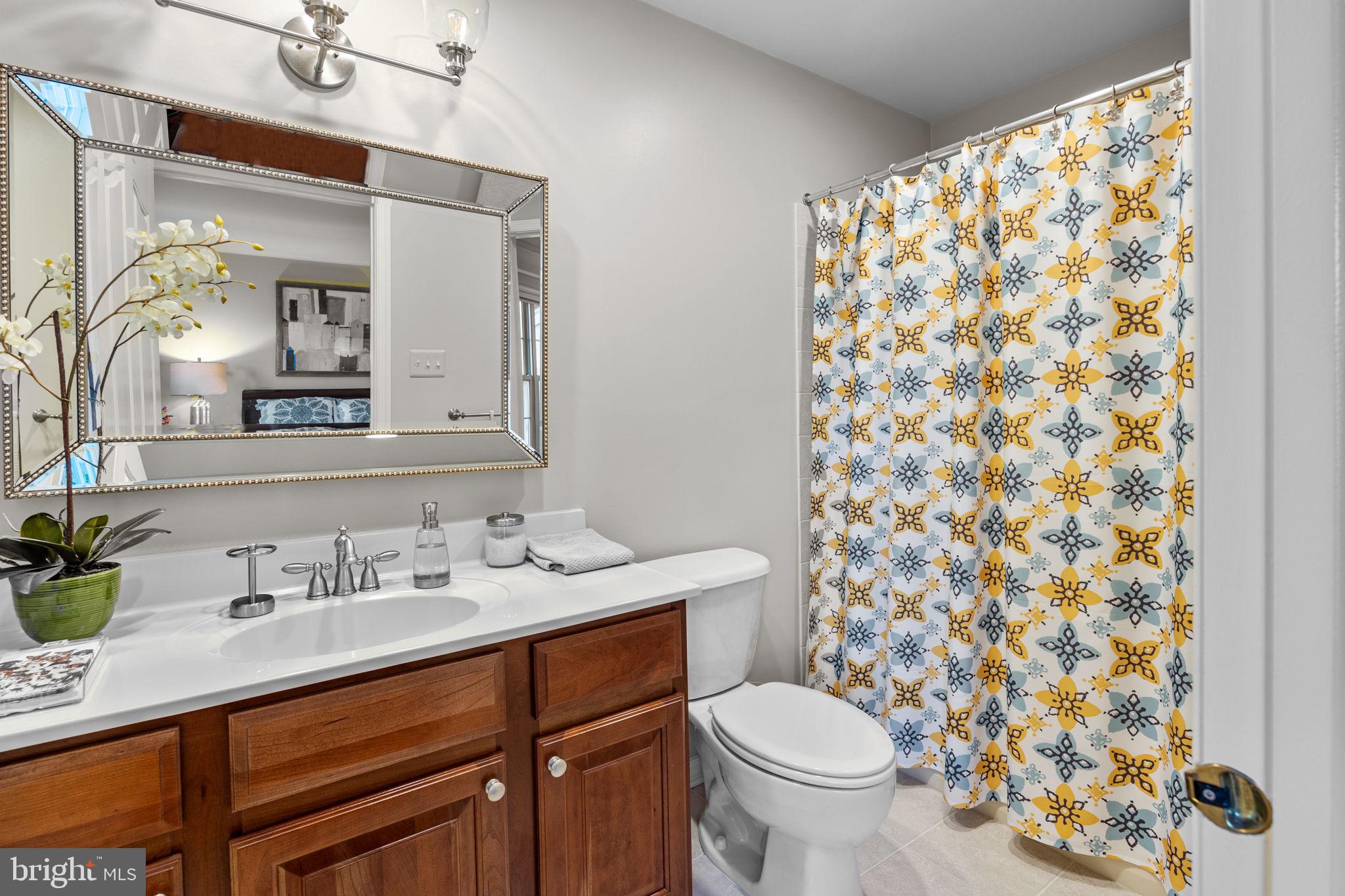 MEETINGHOUSE GLEN - Residential