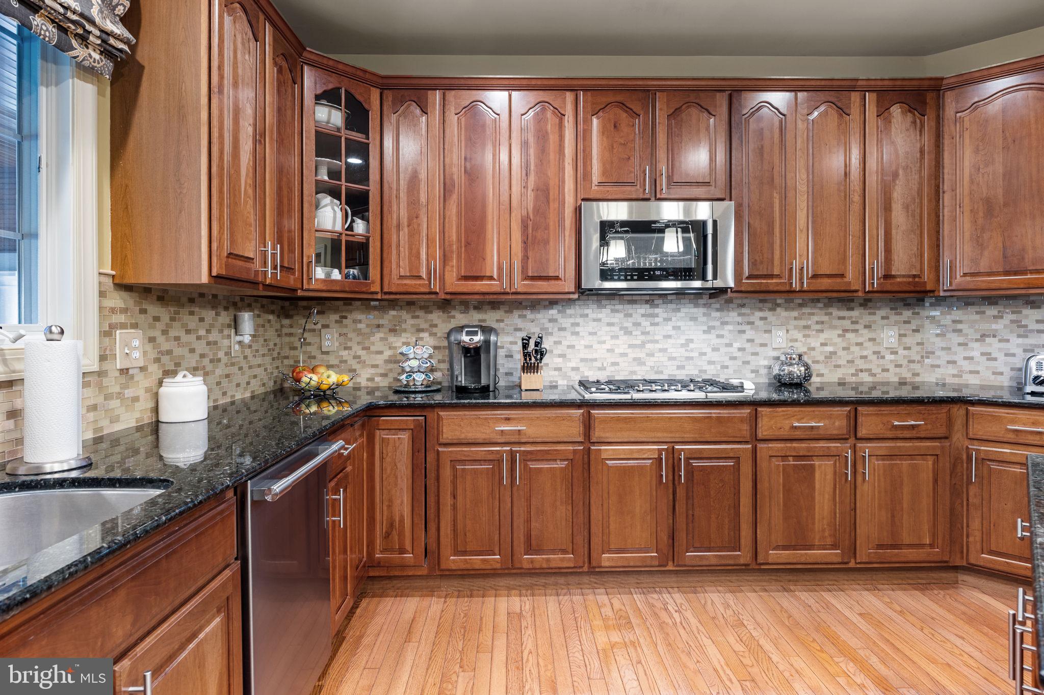 MEETINGHOUSE GLEN - Residential