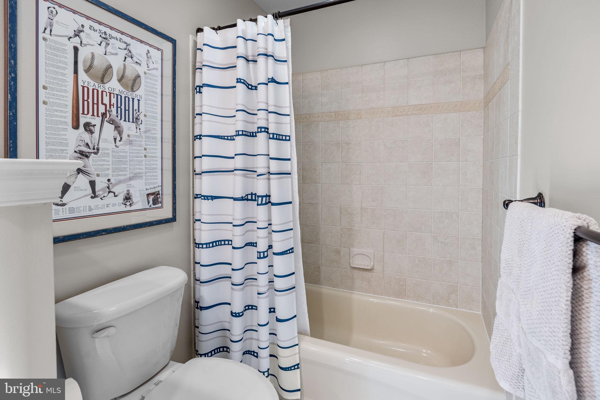 MEETINGHOUSE GLEN - Residential