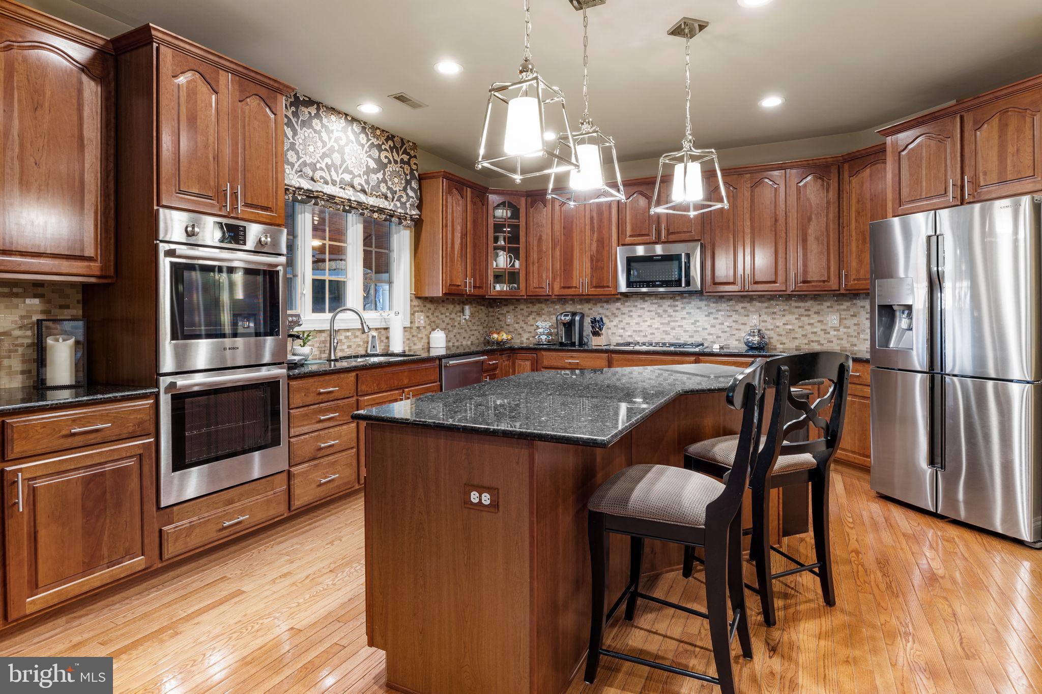 MEETINGHOUSE GLEN - Residential