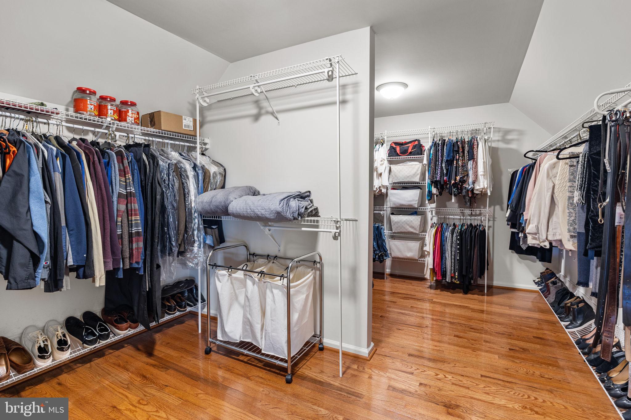 MEETINGHOUSE GLEN - Residential