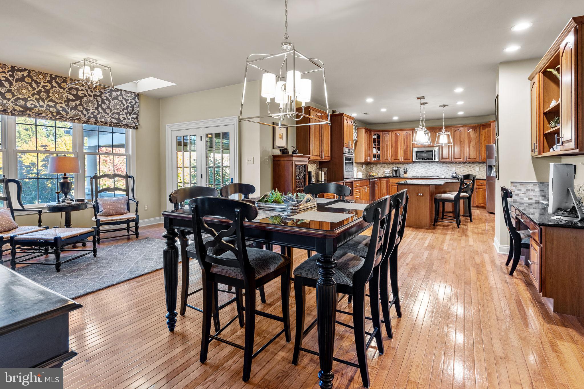 MEETINGHOUSE GLEN - Residential