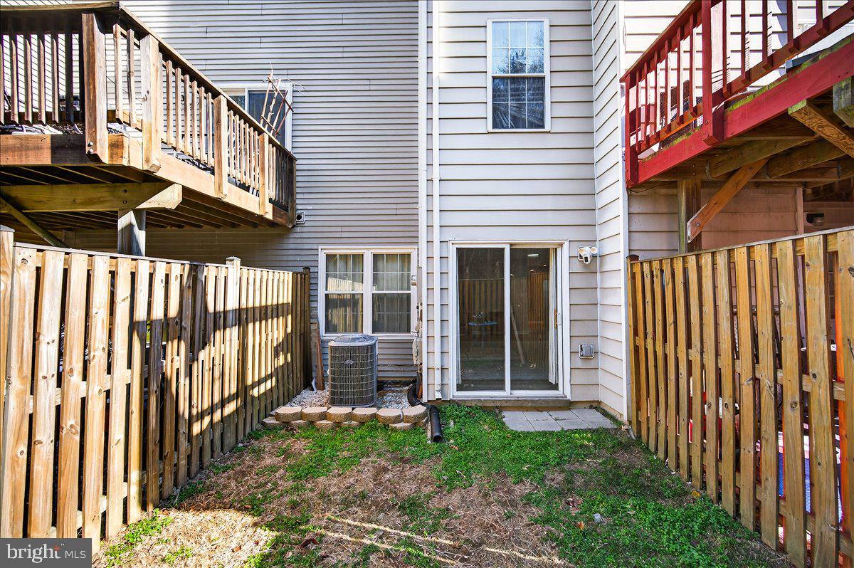 MONTCLAIR MEWS - Residential Lease