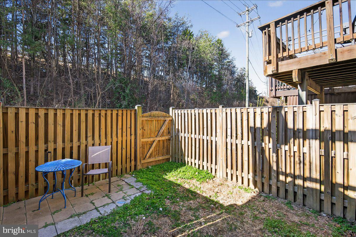 MONTCLAIR MEWS - Residential Lease