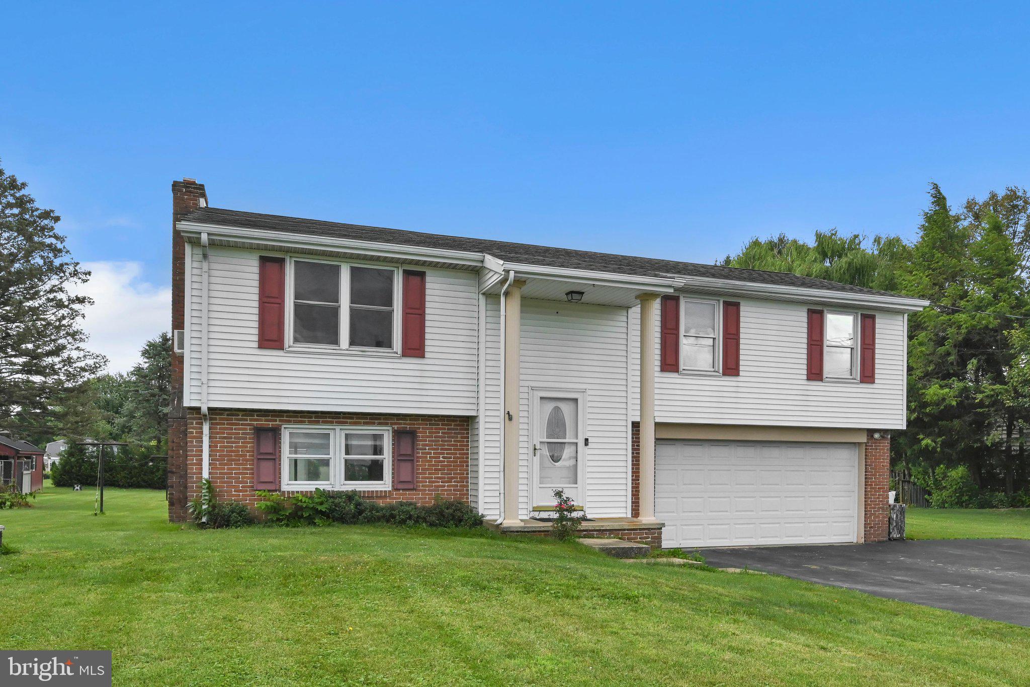 729 LITITZ ROAD