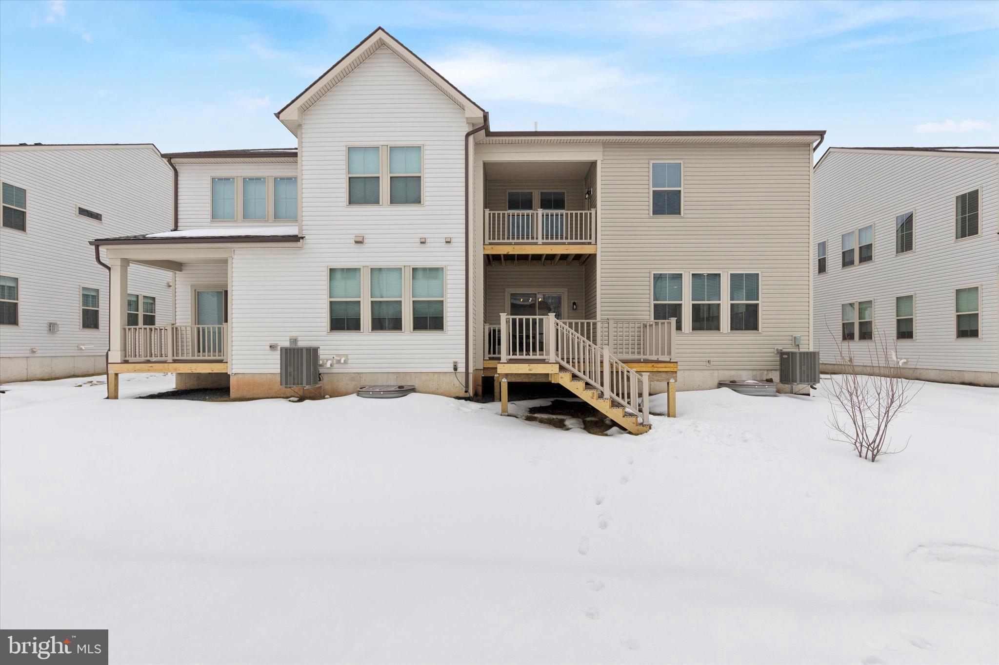 LIBERTY RIDGE - Residential