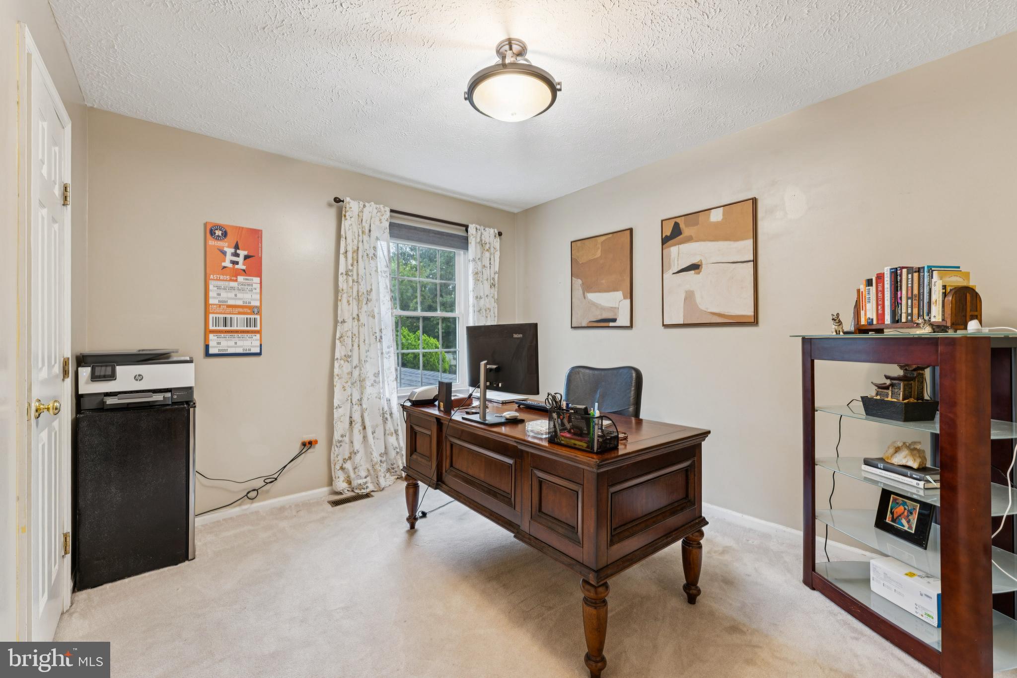 NORTH SHERWOOD FOREST - Residential