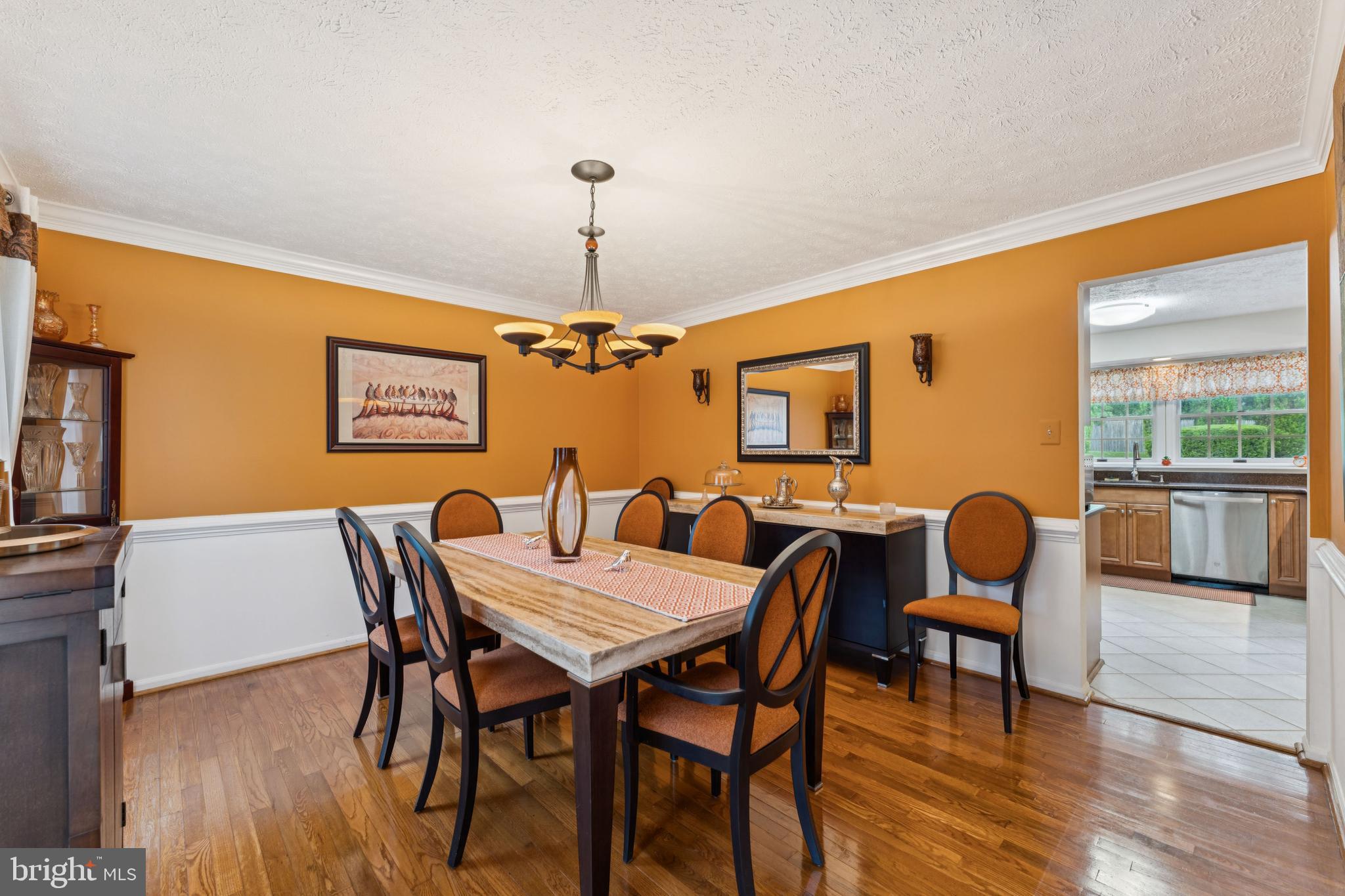 NORTH SHERWOOD FOREST - Residential