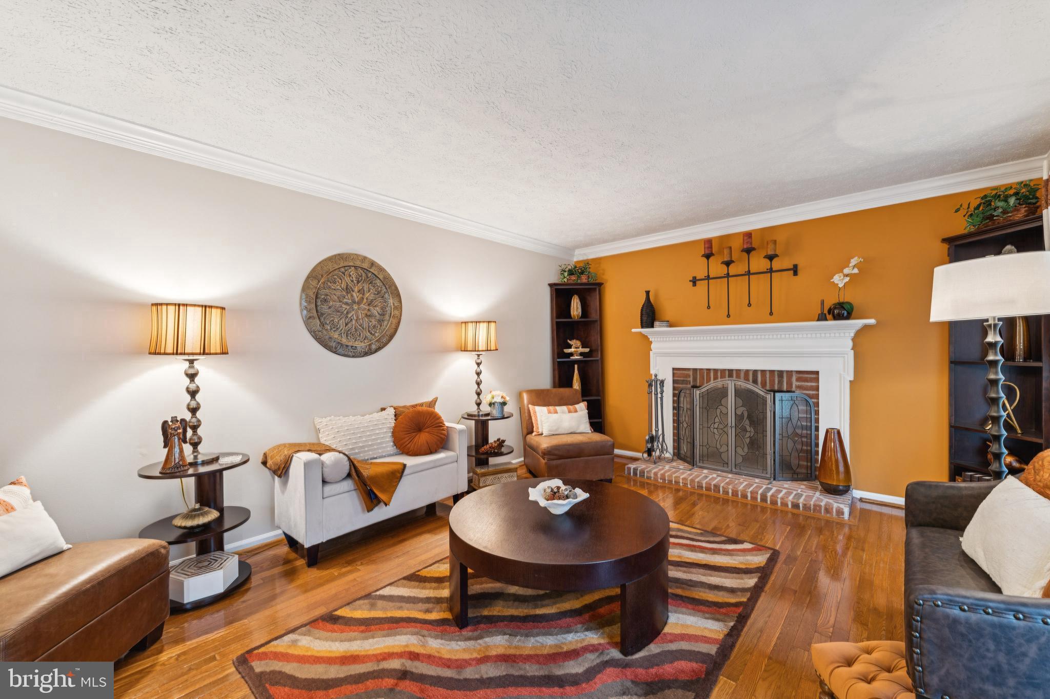 NORTH SHERWOOD FOREST - Residential