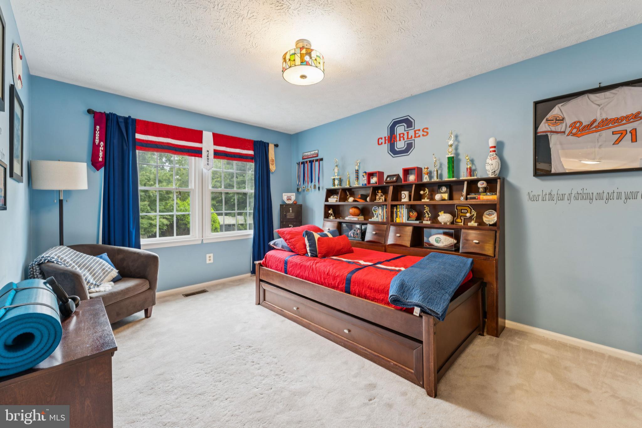 NORTH SHERWOOD FOREST - Residential