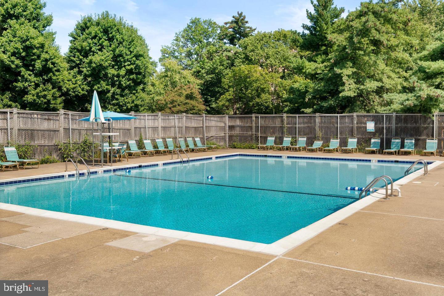 GEORGE MASON VILLAGE - Residential