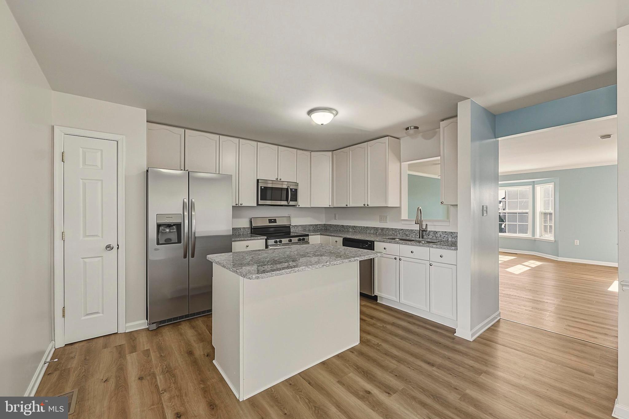 MANOR PARK - Residential