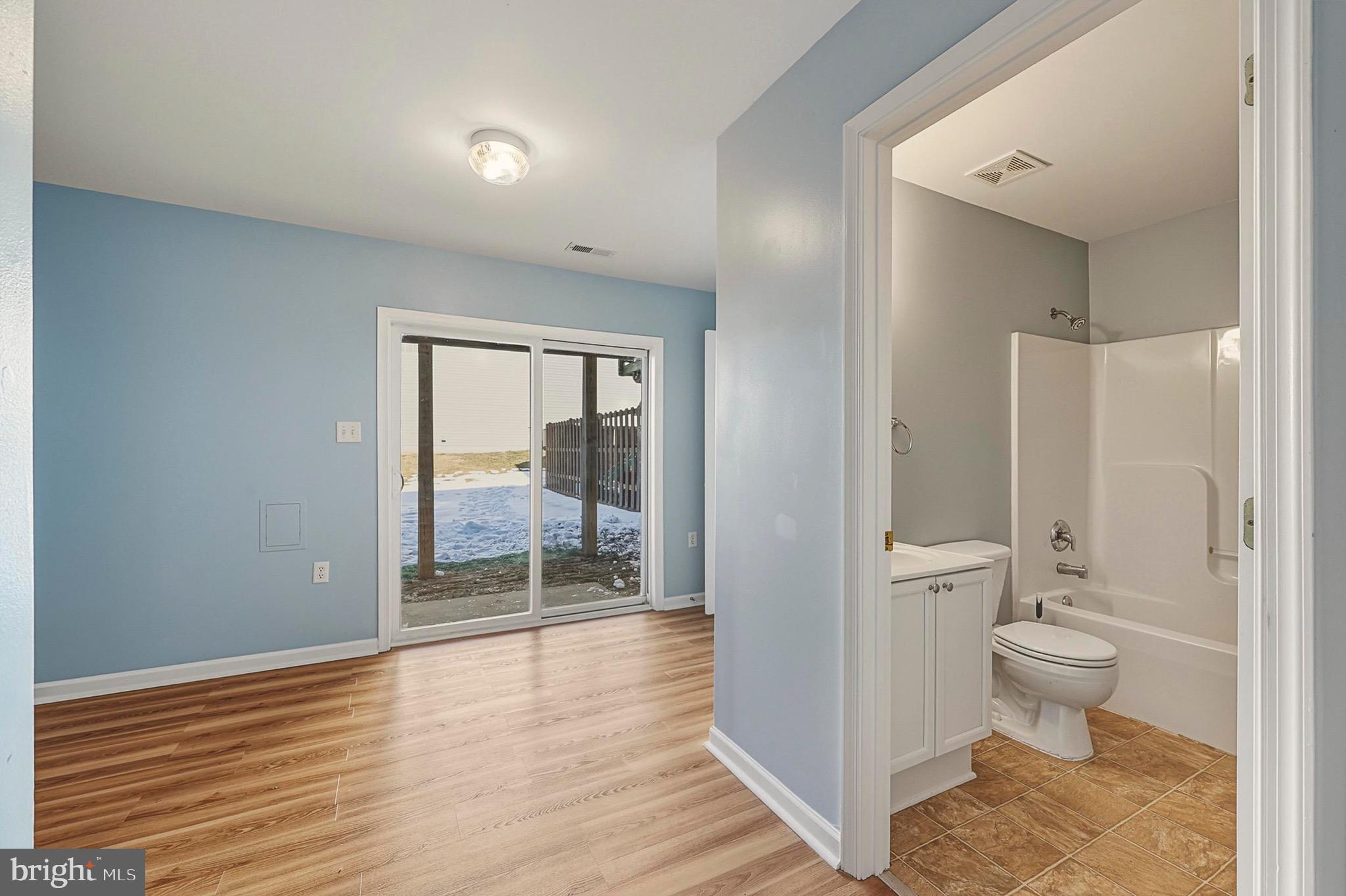 MANOR PARK - Residential