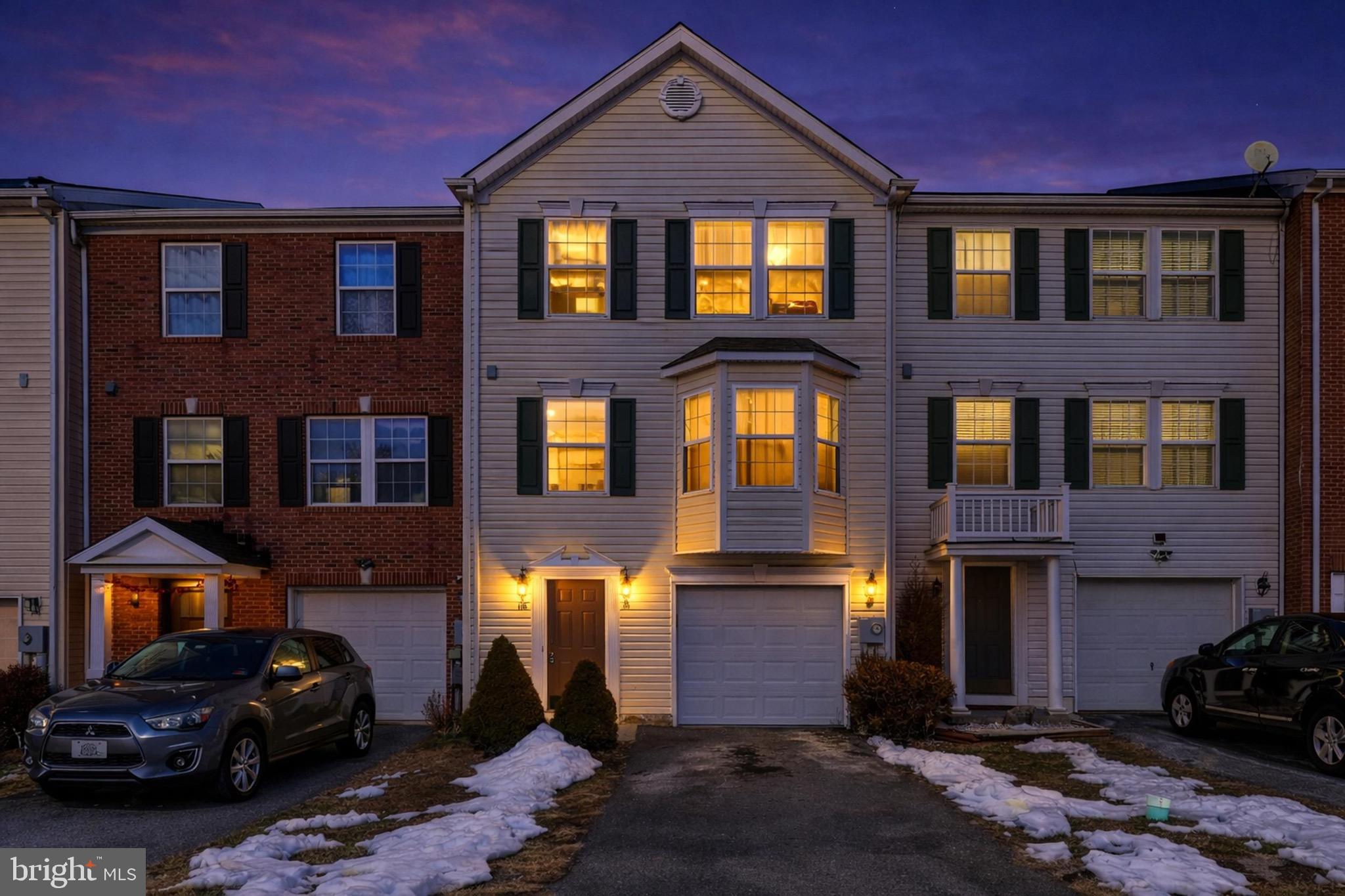 MANOR PARK - Residential