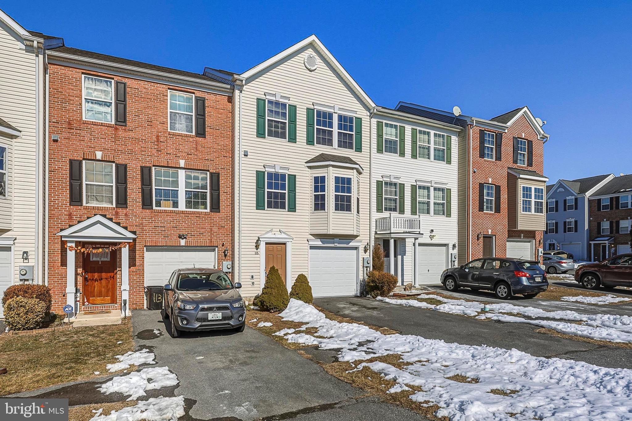 MANOR PARK - Residential