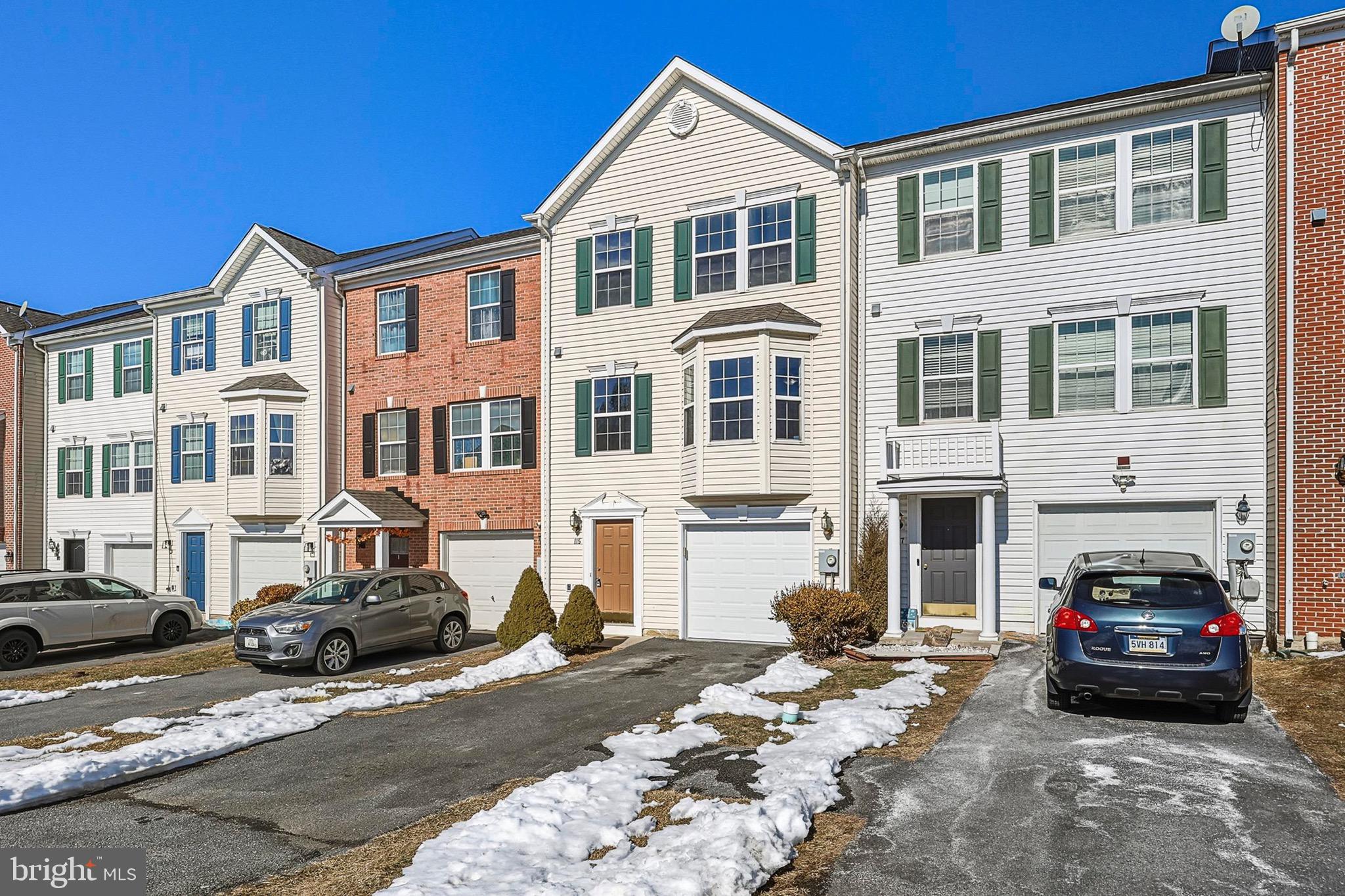 MANOR PARK - Residential