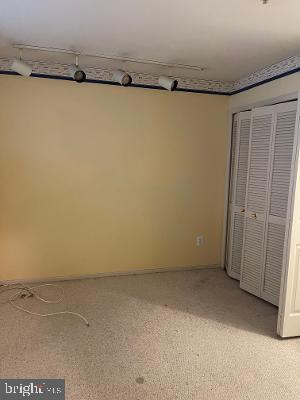 KINGS POINT - Residential