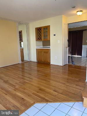 KINGS POINT - Residential