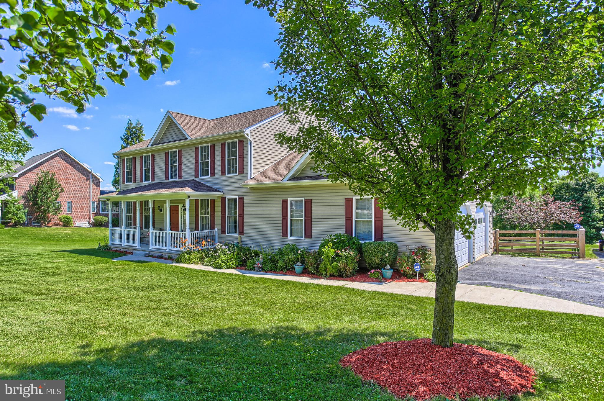 FOX CHASE - Residential